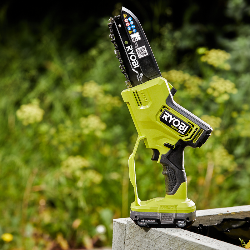 Ryobi 18V ONE+ HP Brushless 6” (15cm) Pruning Saw – Tool Only