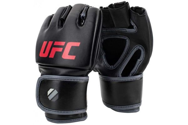 UFC Contender 5oz MMA Gloves - Black - S / M