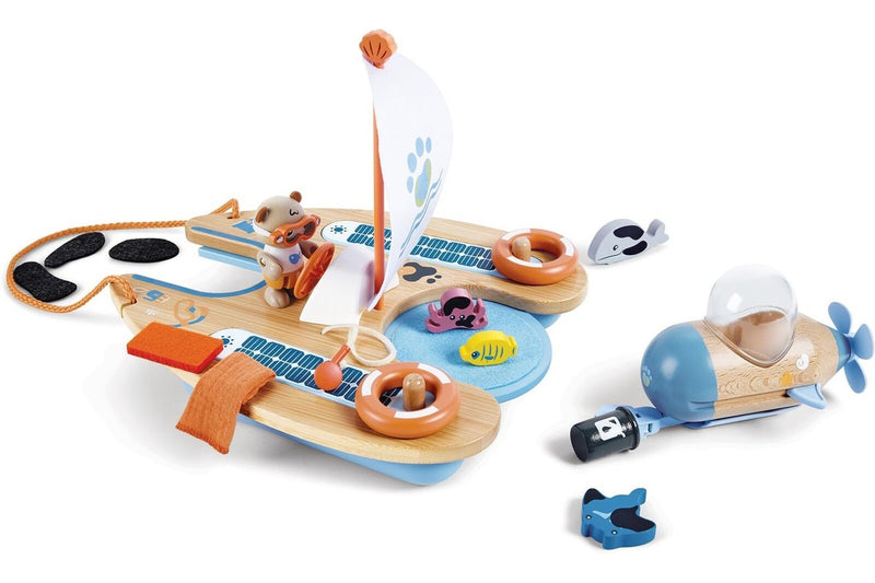 Hape: Eco Caramaran Rescue