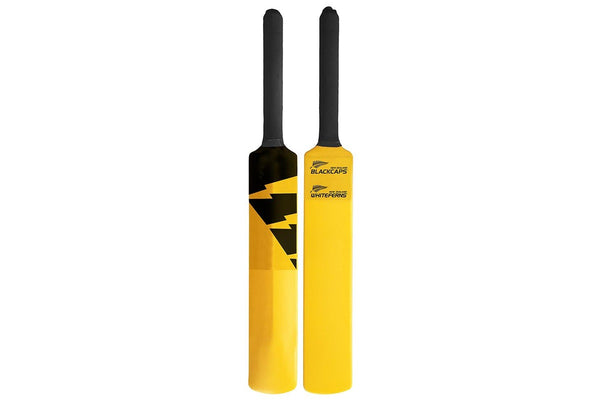 NZC Cricket Bat - Plastic - Size 6