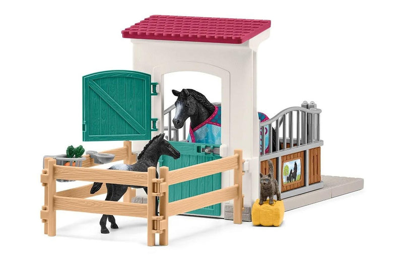 Schleich - Horse Box with Mare & Foal