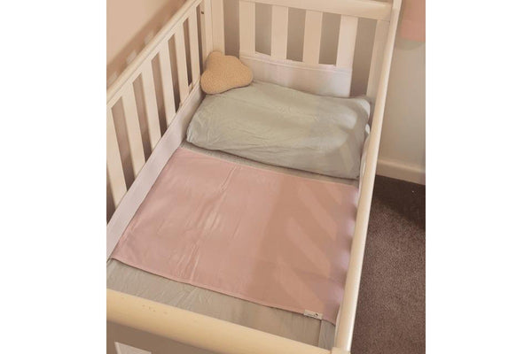 Brolly Sheets: Cot Pad with Wings - Dusty Rose