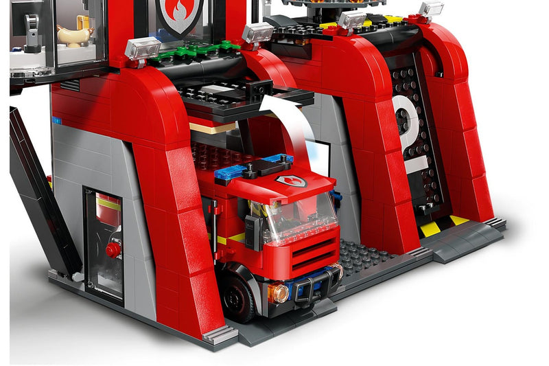 LEGO City: Fire Station with Fire Truck - (60414)