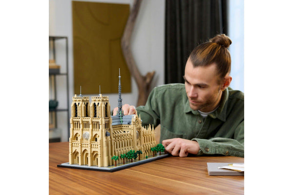 LEGO Architecture: Notre-Dame de Paris - (21061)