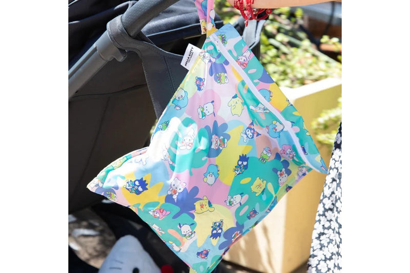 Bumkins: Wet Bag - Hello Kitty Luau