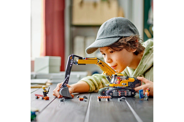 LEGO City: Yellow Construction Excavator - (60420)