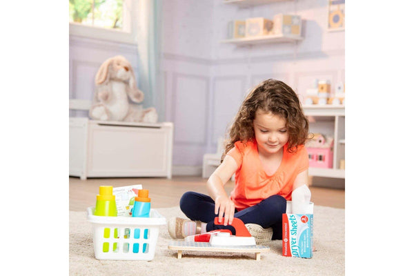 Melissa & Doug: Laundry Basket - Roleplay Set