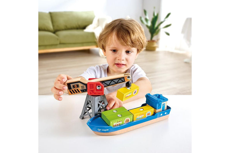 Hape: Cargo & Crane - Vehicle Playset