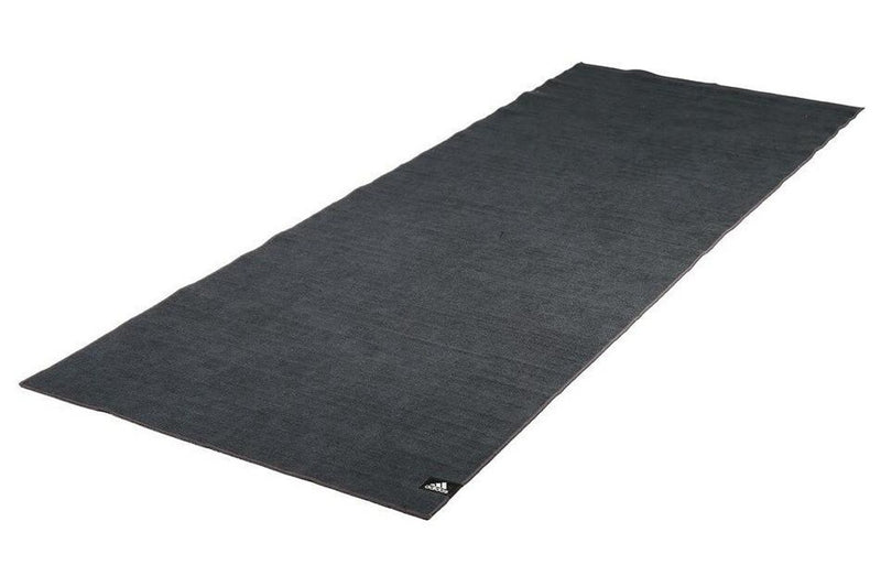 Adidas: Hot Yoga Mat