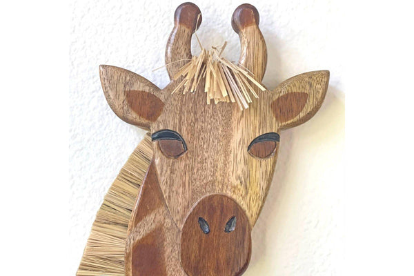 Crane Baby: Wooden Wall Decor - Giraffe