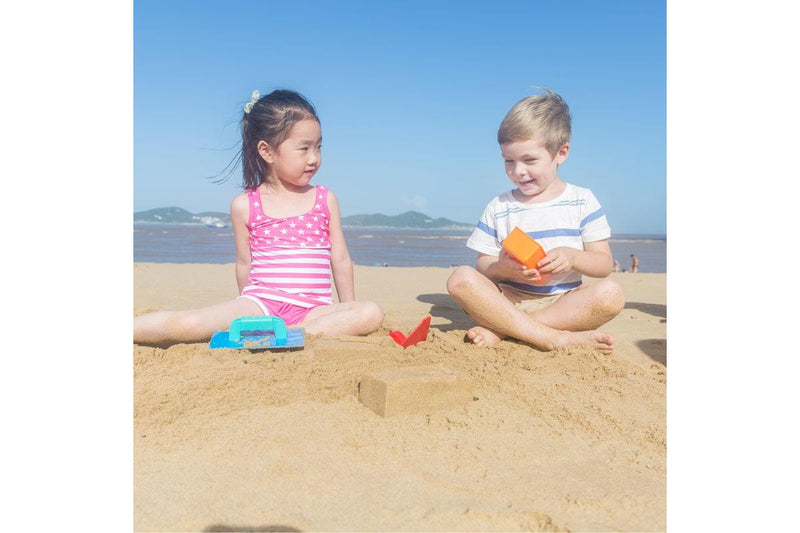 Hape: Master Bricklayer Beach Playset