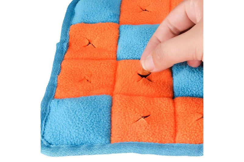 Durable Healthy Reversible Squeaker Slow Feed Sniffing Mat Chew Toy