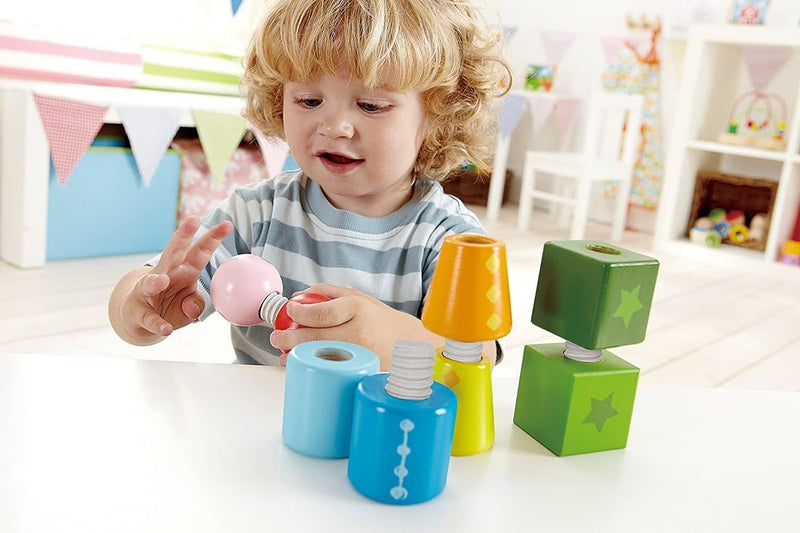 Hape: Twist & Turnables