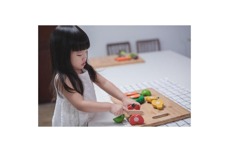 Plan Toys Wonky Fruit & Vegetables Kids Childrens Interactive Toy Playset 18M+