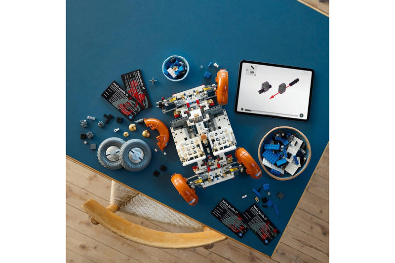 LEGO Technic: NASA Apollo Lunar Roving Vehicle - (42182)