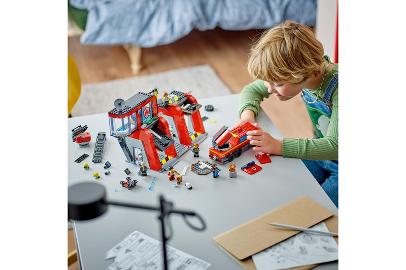 LEGO City: Fire Station with Fire Truck - (60414)