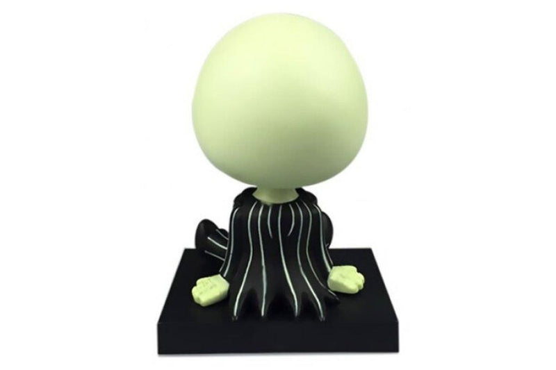 Skull Character Shaking Head Toy - Standard