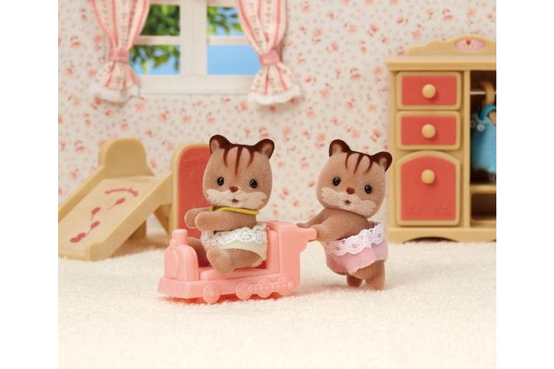 Sylvanian Families - Walnut Squirrel Twins