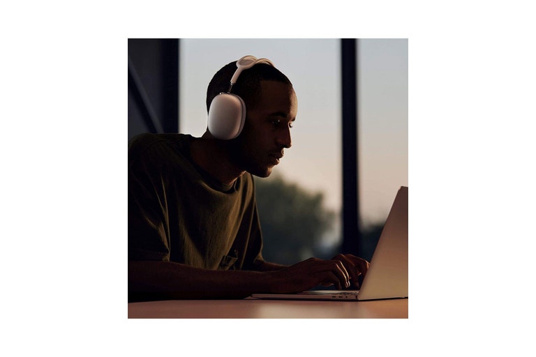 Apple AirPods Max (A2096) Wireless Noise Cancelling Headphones - Pink (Very Good-Refurbished)
