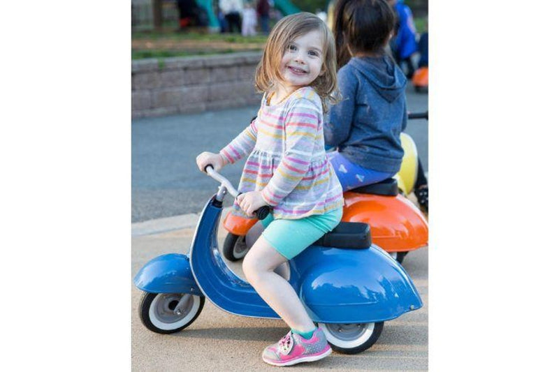 Ambosstoys - Primo Ride-on Scooter (Blue)