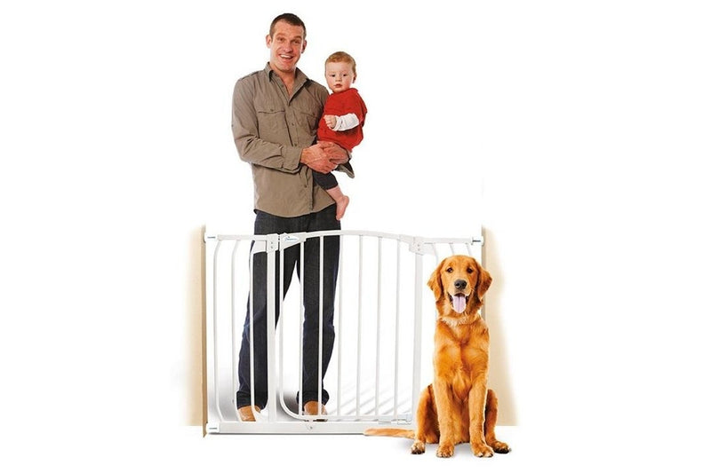 Dreambaby: Chelsea Xtra-Wide Hallway Auto Close Safety Gate - White