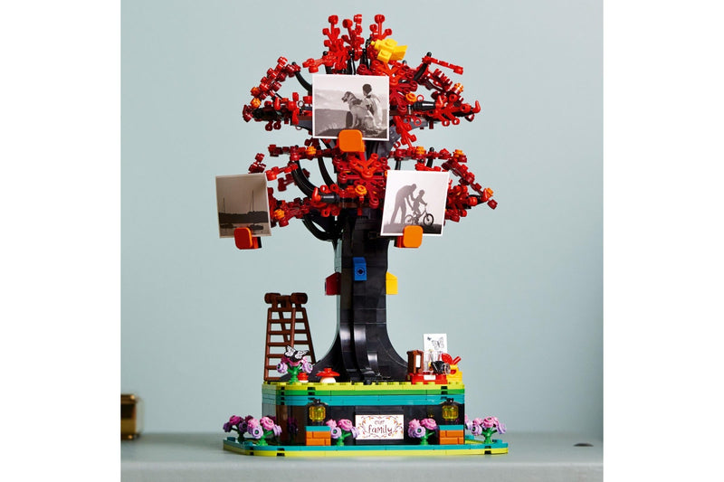 LEGO Ideas: Family Tree - (21346)