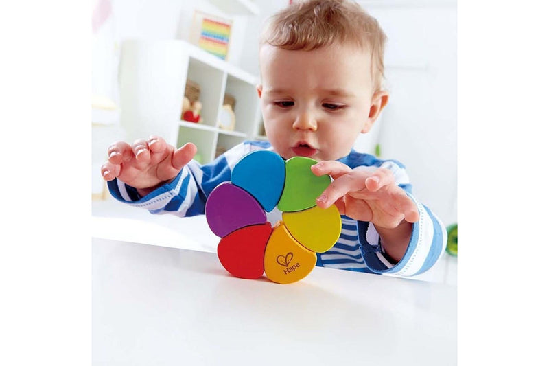 Hape: Rainbow Rattle