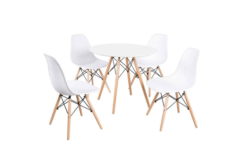 Fraser Country Elegant Round Dining Table with Beech Wooden Legs - White