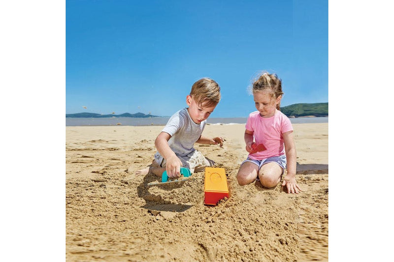 Hape: Master Bricklayer Beach Playset