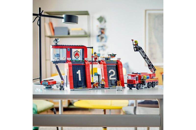 LEGO City: Fire Station with Fire Truck - (60414)