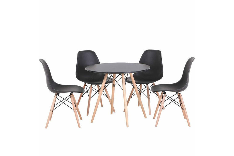 Fraser Country: Elegant Round Dining Table with Beech Wooden Legs - Black