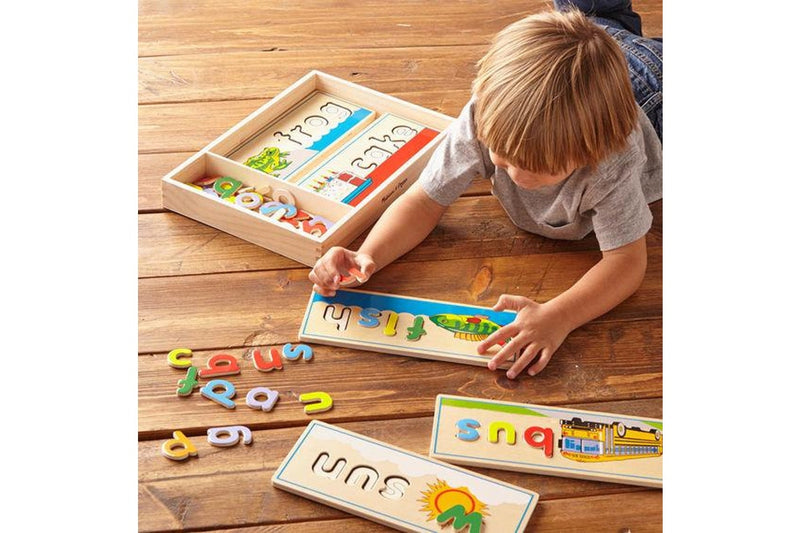 Melissa & Doug: Wooden See and Spell Puzzle