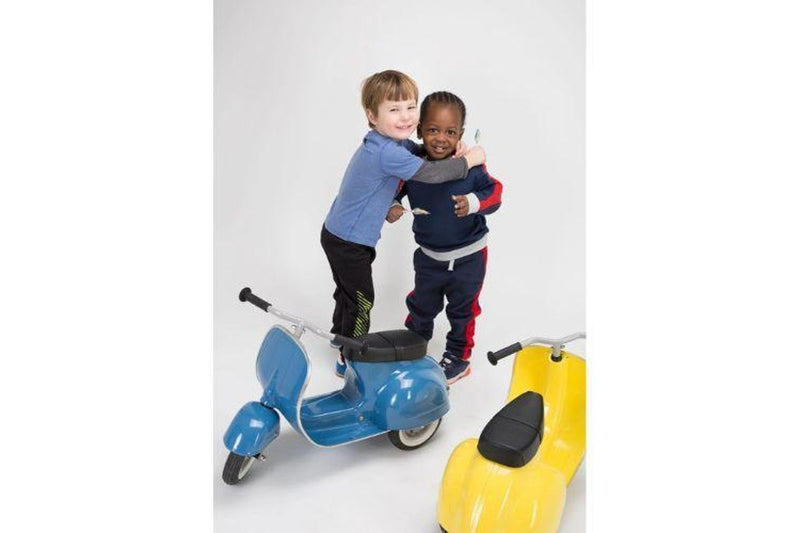 Ambosstoys - Primo Ride-on Scooter (Blue)