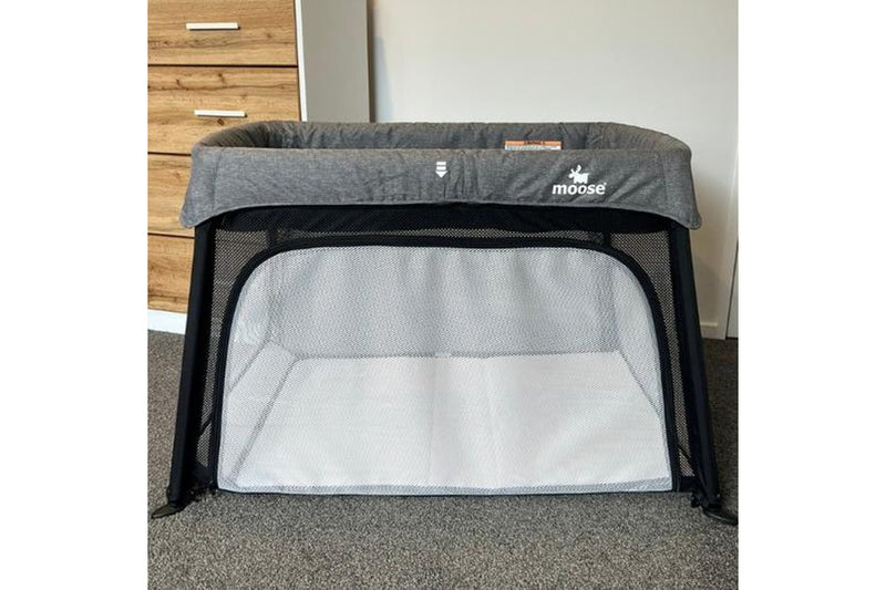 Moose Baby: Emmett Travel Cot (Two Free Fitted Sheets)