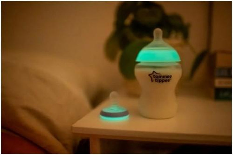 Tommee Tippee: Closer to Nature Glow Bottle + Night Soother (260ml)