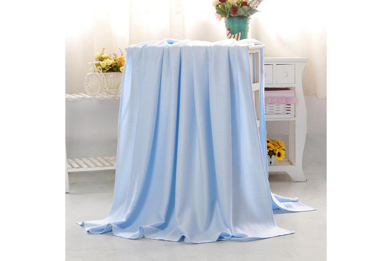 Breathable Summer Blanket Waffle Throw Blanket Air Conditioning Blanket Light Blue