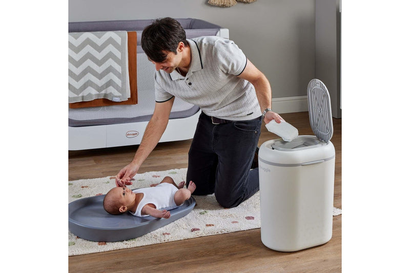 Shnuggle: Eco-Touch Nappy Bin