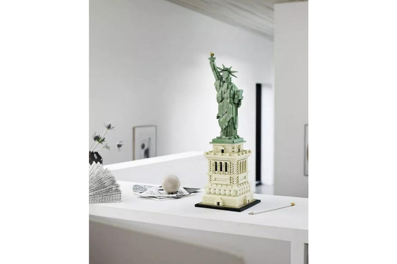 LEGO Architecture: Statue of Liberty (21042)