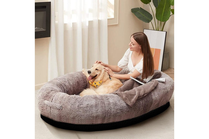 PETSWOL: Human-Size Dog Bed (134x90x26cm)