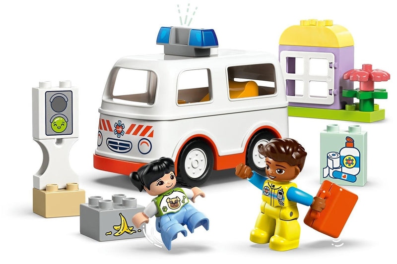 LEGO DUPLO: Ambulance & Driver - (10447)