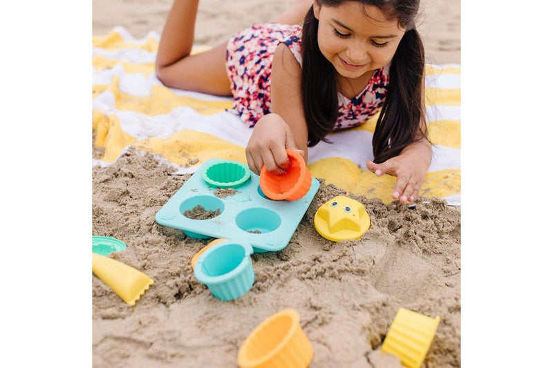 Melissa & Doug: Seaside Sand Cupcakes - Play Baking Set