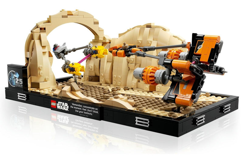 LEGO Star Wars: Mos Espa Podrace Diorama - (75380)