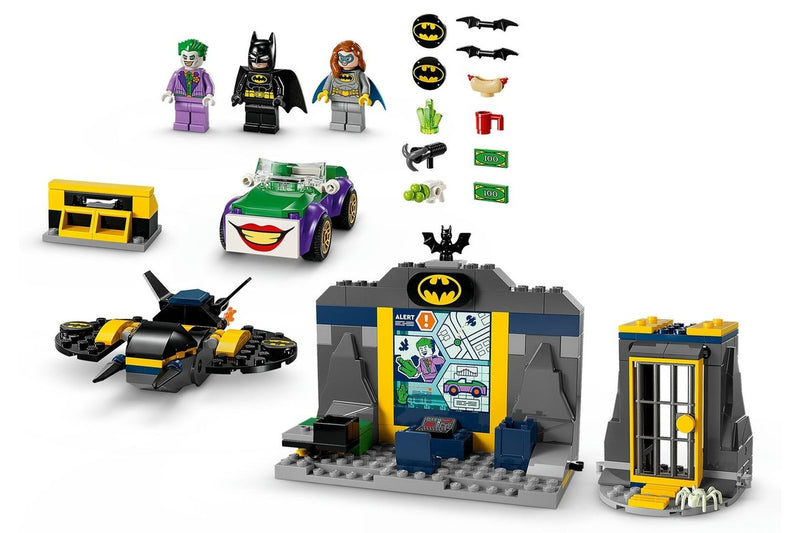 LEGO DC Comics: The Batcave with Batman, Batgirl and The Joker - (76272)