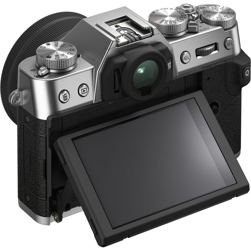 FujiFilm X-T30 II Mirrorless Camera with XC15-45mm Lens Kit - Silver