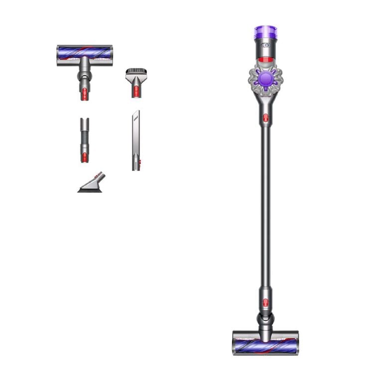 Dyson V8 Advanced + Car Cleaning Kit